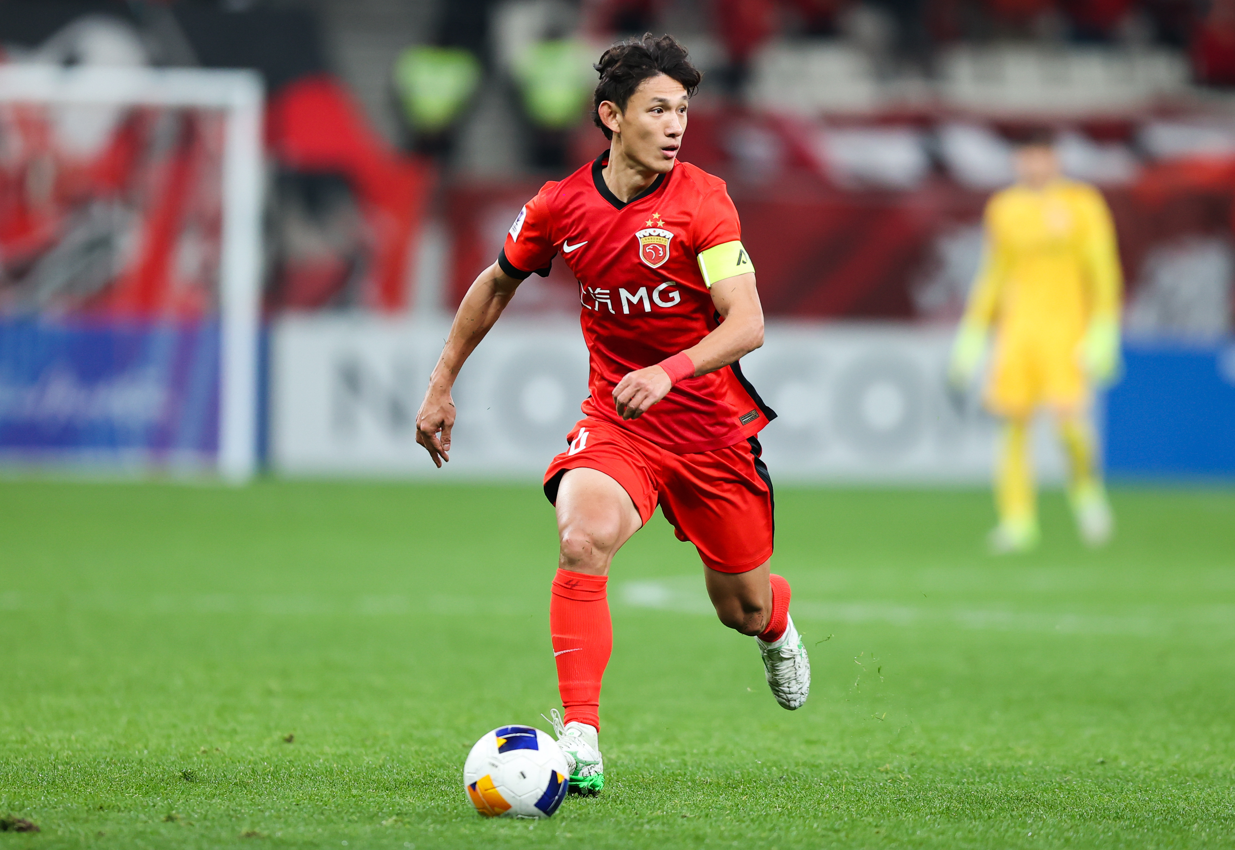 比赛中球队临时换人，取得奇效反超对手