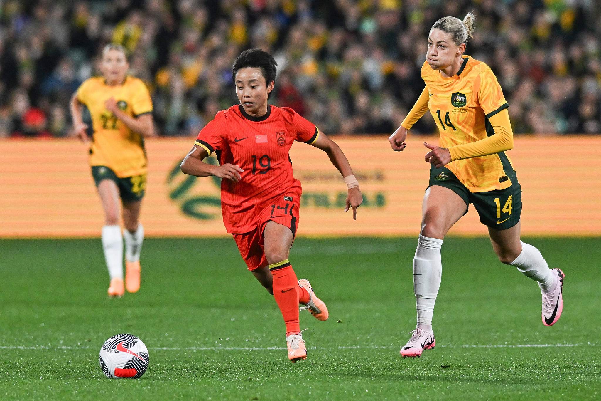 精美画面展现：女足比赛决胜关键的简单介绍