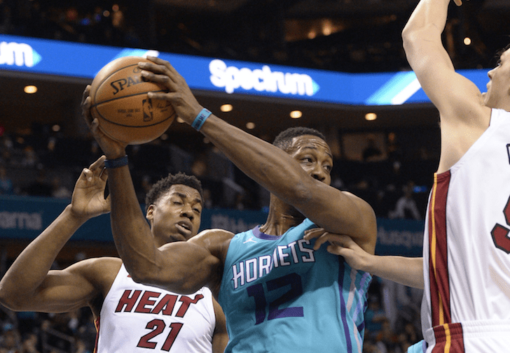 火箭不敌黄蜂,遭遇两连败 火箭不敌黄蜂,遭遇两连败