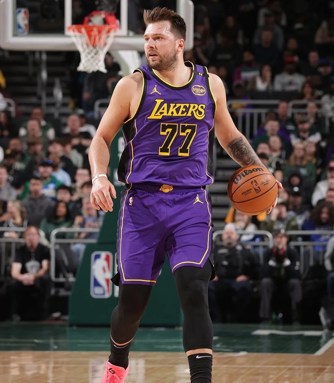 雄鹿惨败开拓者，三分球命中率打破纪录