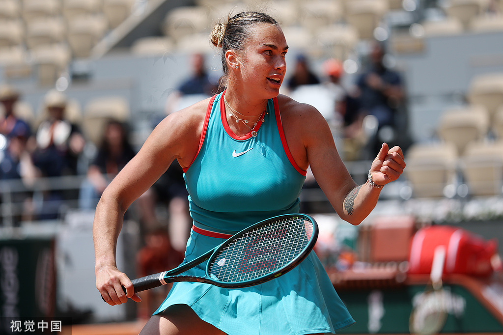 斯洛伐克排球队女运动员精彩拦网