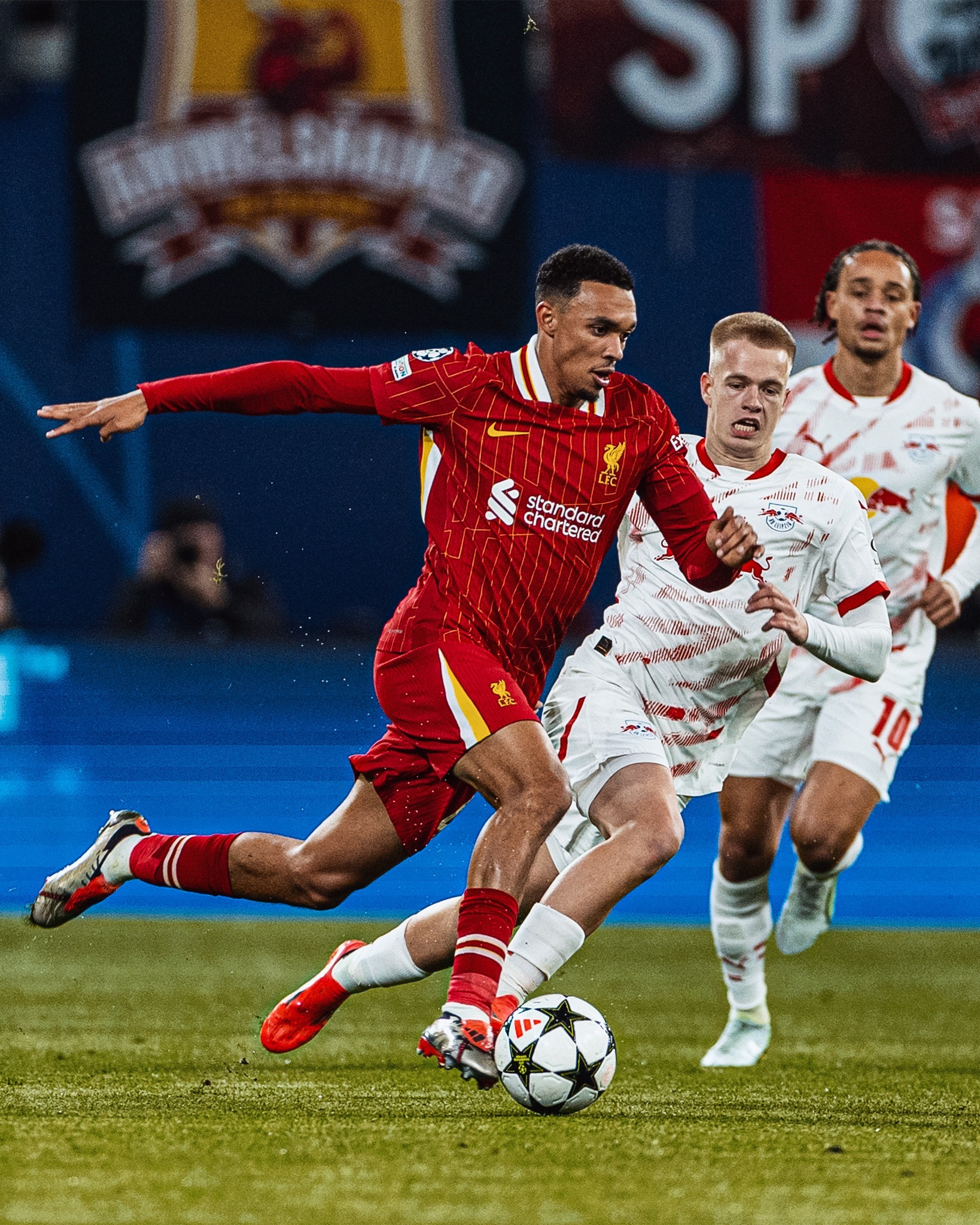 比利时队在欧预赛中遭遇挑战，最终获胜的简单介绍