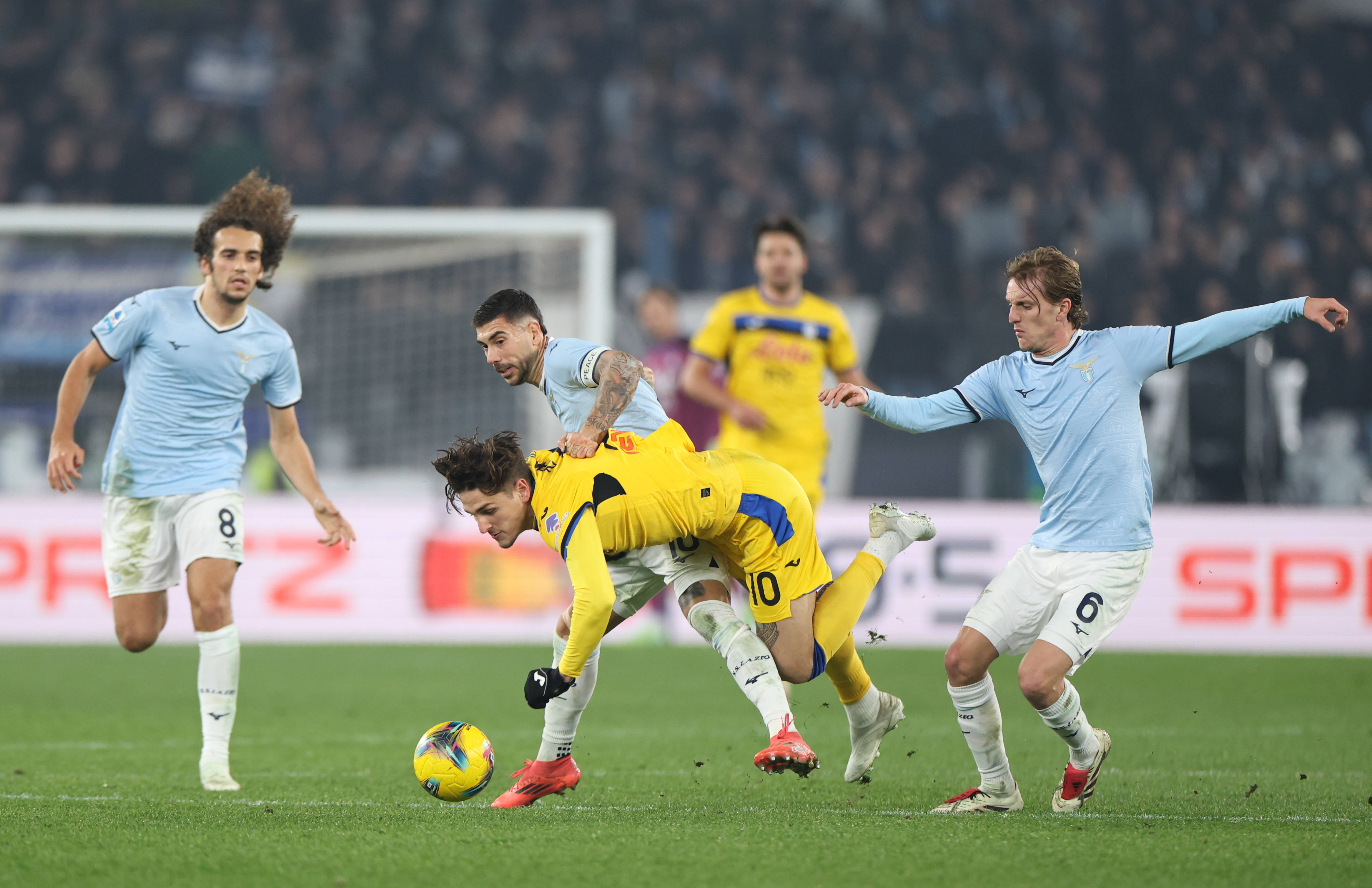 尤文图斯轻松胜利，淘汰赛首战胜利